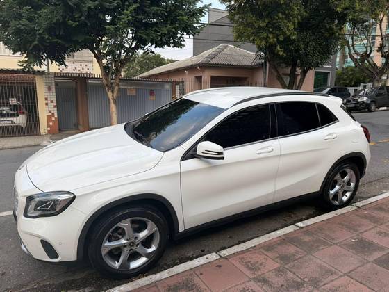 MERCEDES-BENZ GLA 200 1.6 CGI FLEX ADVANCE 7G-DCT